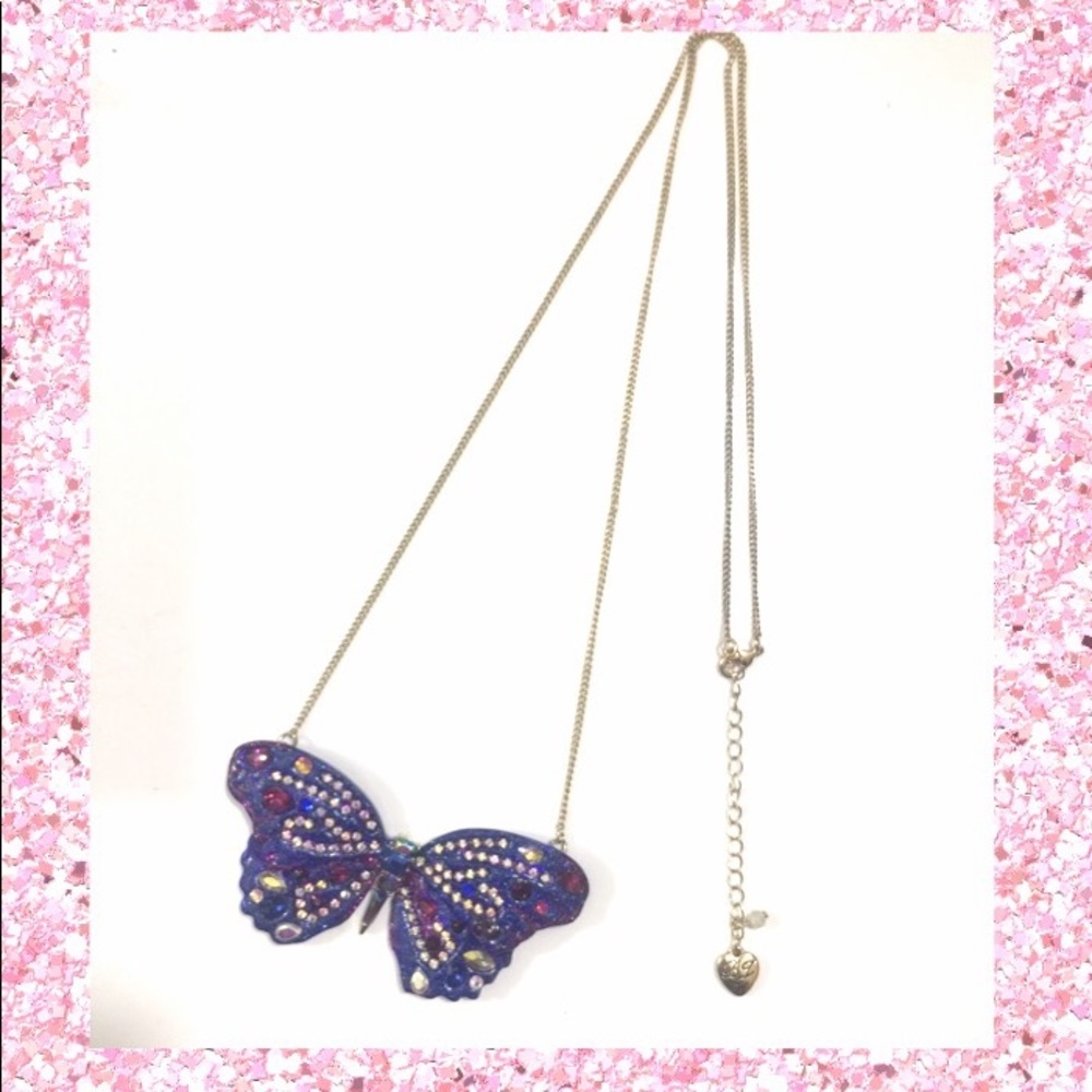 *ON HOLD*Butterfly Betsey Johnson Necklace 🦋